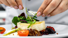 Área de Turismo y Gastronomía